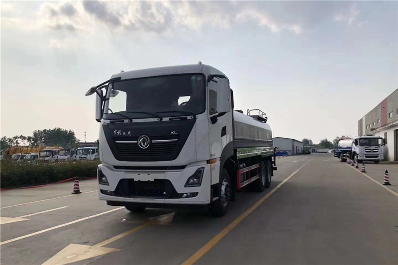 東風(fēng)天龍后八輪20噸噴霧車，國六綠化噴灑車